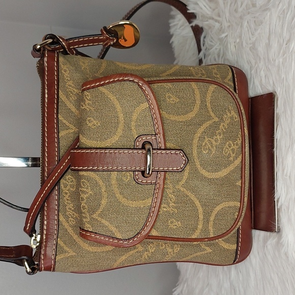 Dooney & Bourke Vintage Heart Monogram Logo Canvas & Leather Crossbody Bag - Picture 2 of 10